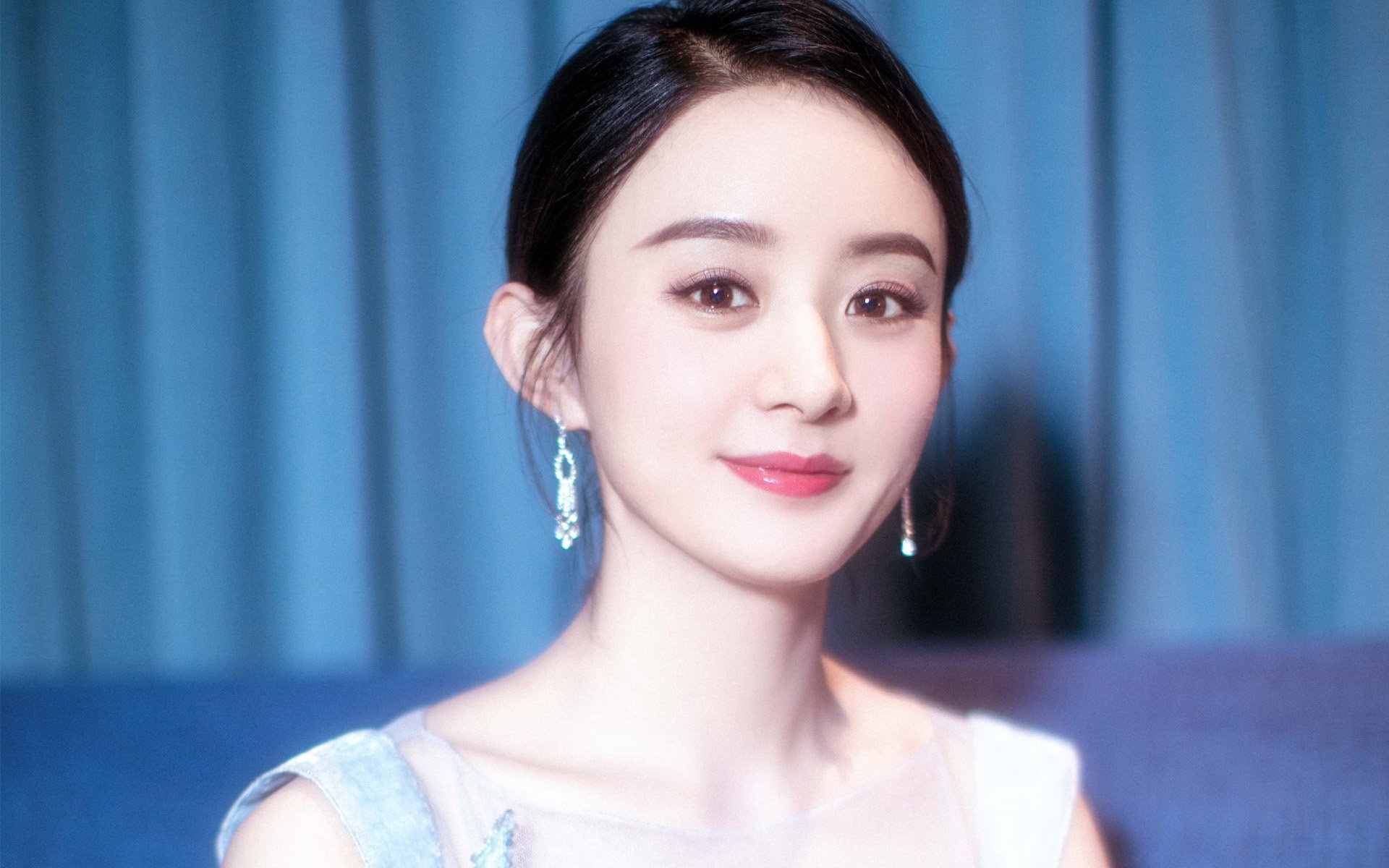 开云体育-金牌之夜！阿根廷足球队荣耀封王，阿根廷队荣誉