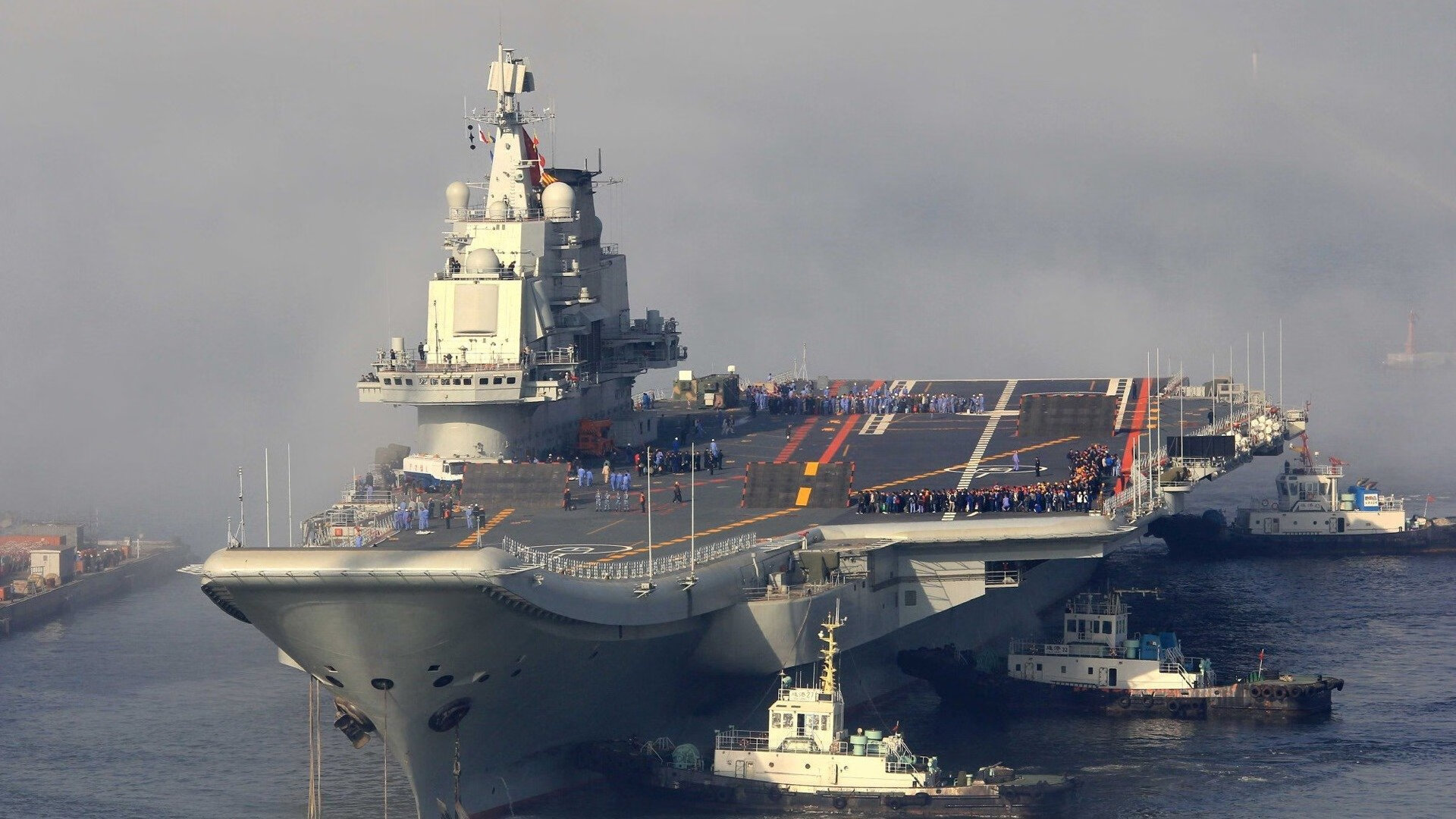 美方划频提升更剧烈，中方更线性稳定，中方欲发言时美方赶走媒体